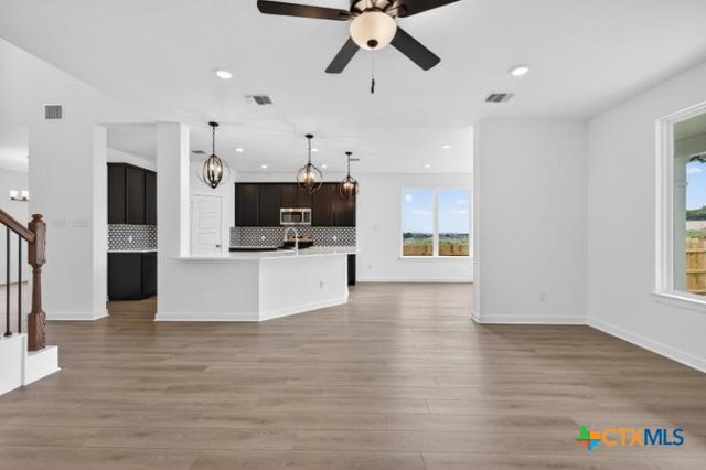 355 Pathfinder Drive, Copperas Cove, TX 76522
