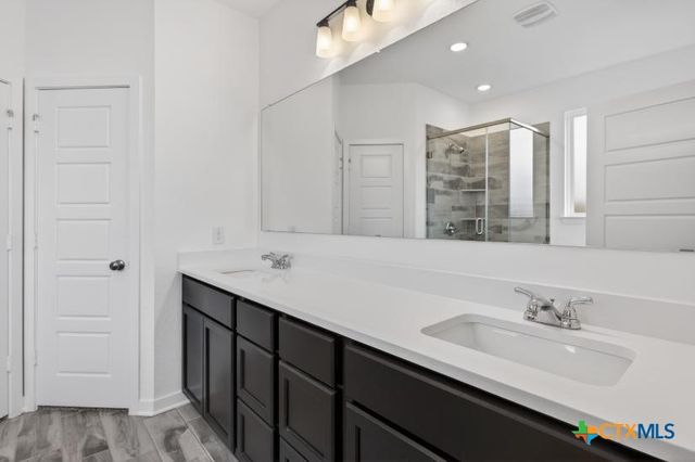 355 Pathfinder Drive, Copperas Cove, TX 76522