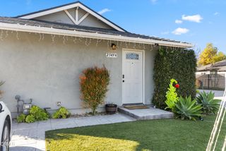 2549 Young Avenue B, Thousand Oaks, CA 91360