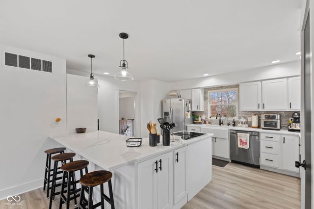 4145 E West Point Court, Martinsville, IN 46151