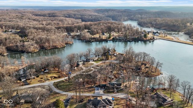 4145 E West Point Court, Martinsville, IN 46151