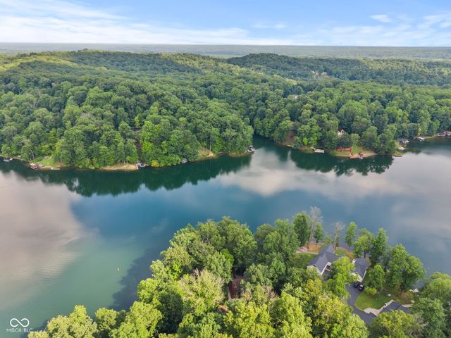 4145 E West Point Court, Martinsville, IN 46151