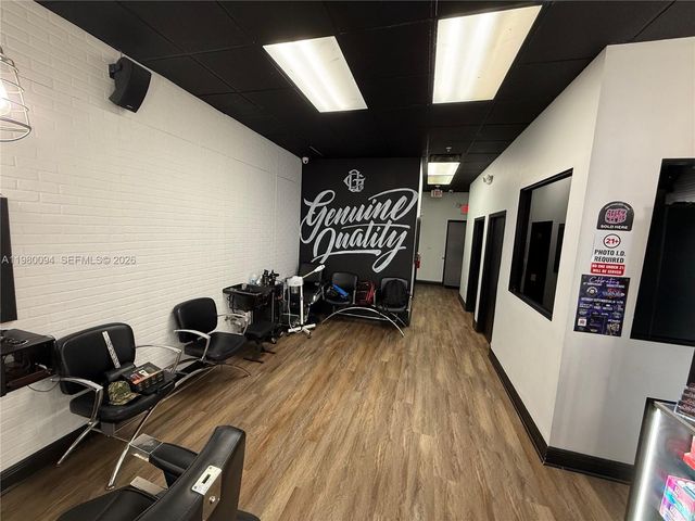 Barber Shop 127 Ave, Miami, FL 33177