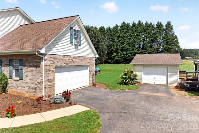 3648 Mount Olive Church Road, Newton, NC 28658