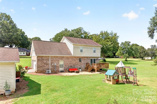 3648 Mount Olive Church Road, Newton, NC 28658
