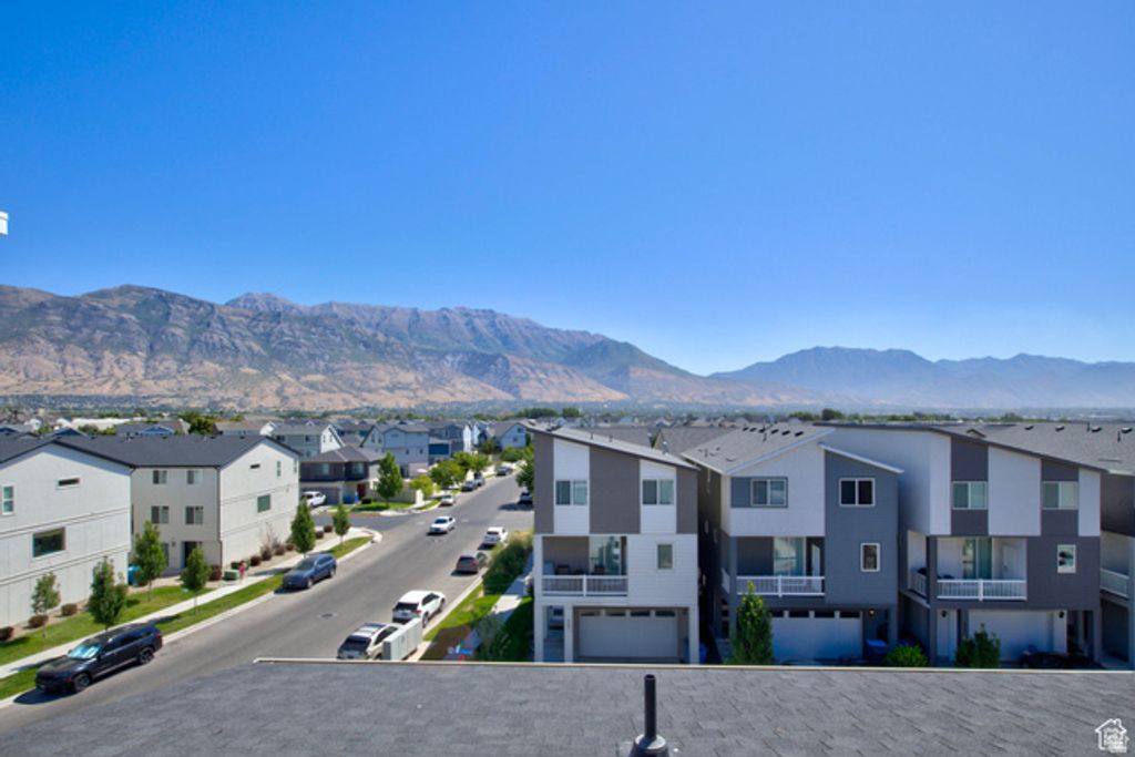 Image 17 of property listing at 416 S 650 E #211, American Fork, UT 84003