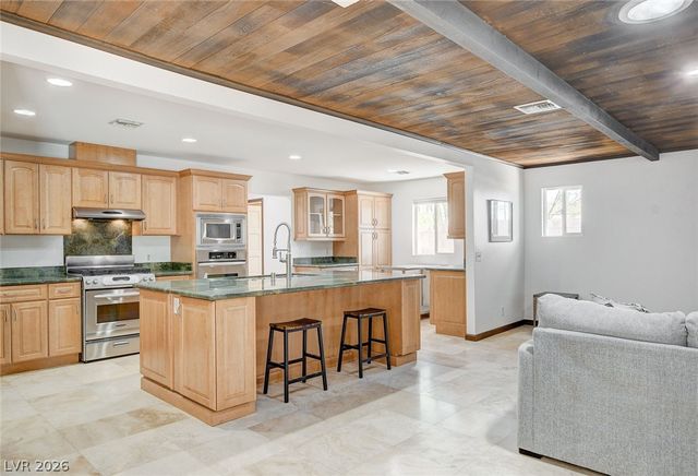 408 Lacy Lane, Las Vegas, NV 89107