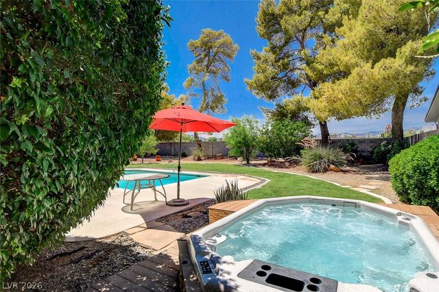 408 Lacy Lane, Las Vegas, NV 89107