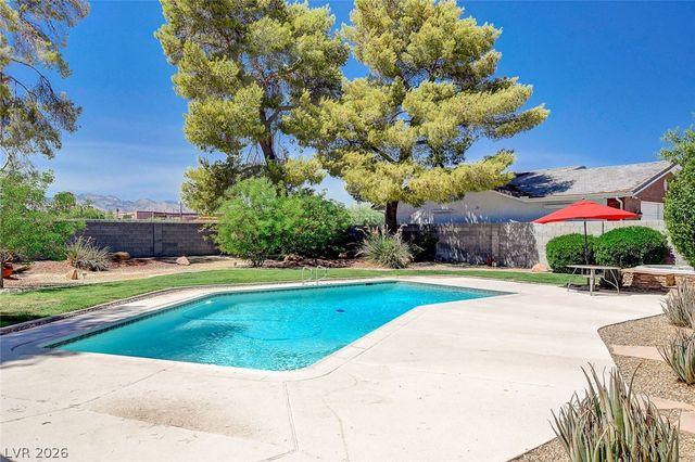 408 Lacy Lane, Las Vegas, NV 89107