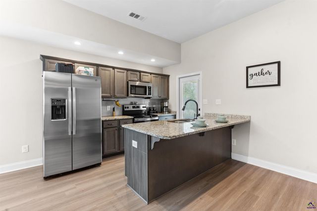 109 Red Tail Circle, Byron, GA 31008