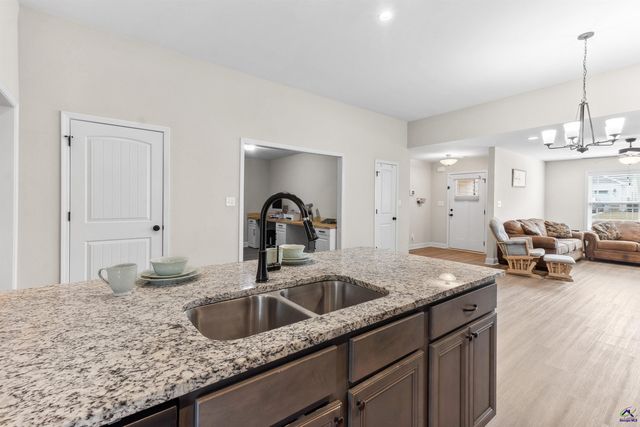 109 Red Tail Circle, Byron, GA 31008