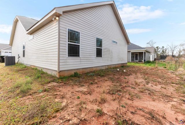 109 Red Tail Circle, Byron, GA 31008