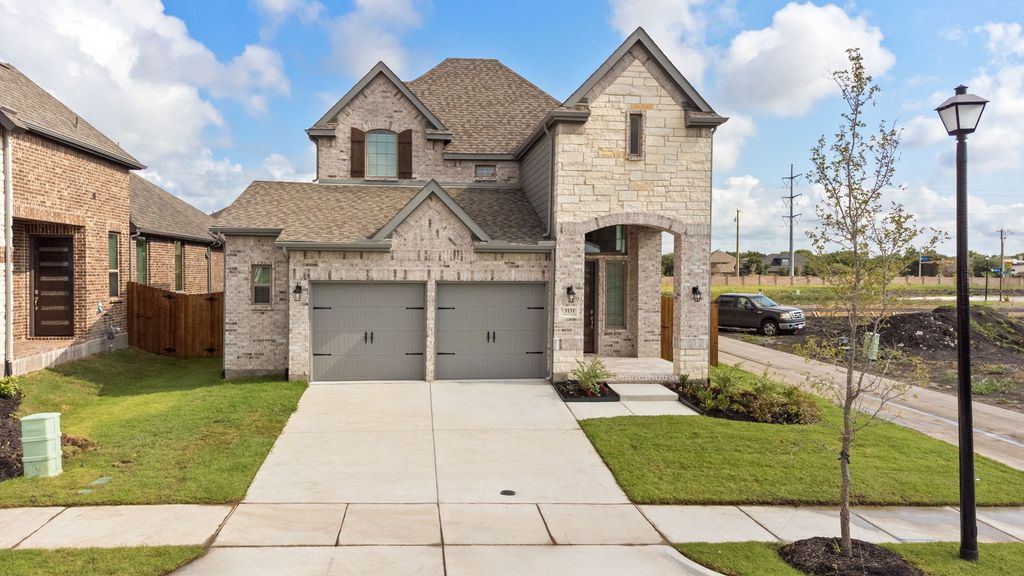 1957 Jade Forest Lane, Mesquite, TX 75181