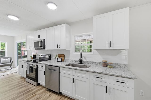 10632 Card Road, Soddy Daisy, TN 37379