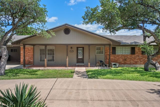 117 N West Lane, Kerrville, TX 78028