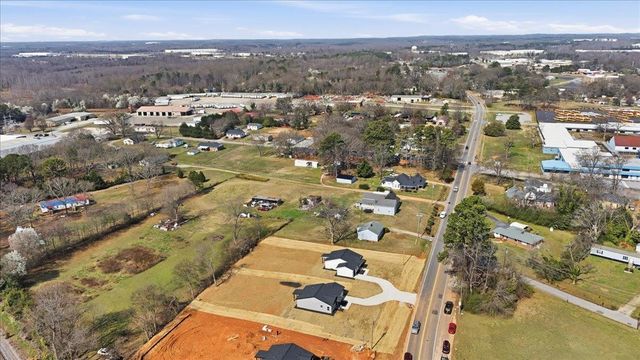 4089 N Blackstock Road, Spartanburg, SC 29301