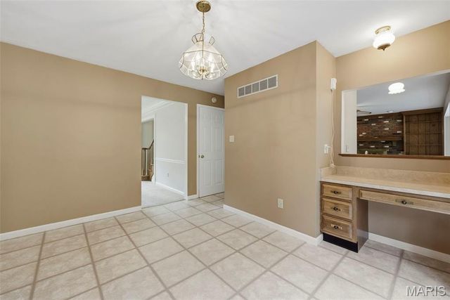 176 Spring Oaks Drive, Ballwin, MO 63011
