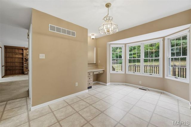176 Spring Oaks Drive, Ballwin, MO 63011
