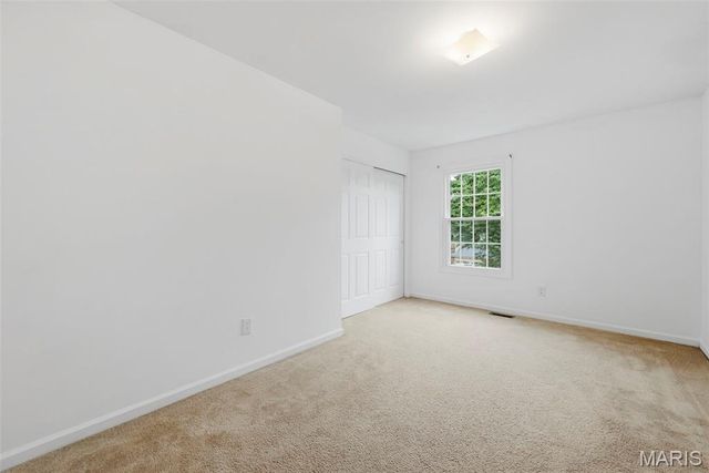 176 Spring Oaks Drive, Ballwin, MO 63011