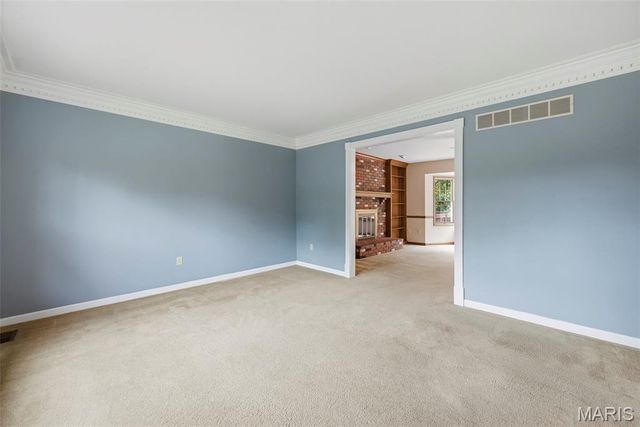 176 Spring Oaks Drive, Ballwin, MO 63011