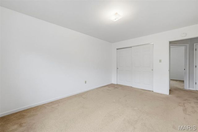 176 Spring Oaks Drive, Ballwin, MO 63011