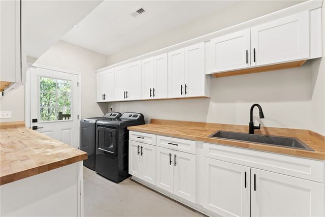 150 Smith Motors Road, Belton, SC 29627