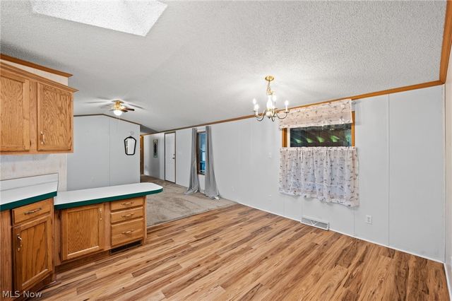 6 Laverne Lane, Chardon, OH 44024