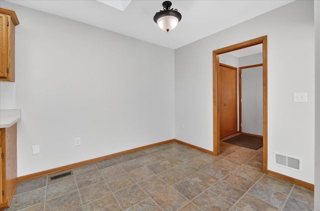 48564 Hudson Bay Court, Shelby Twp, MI 48315