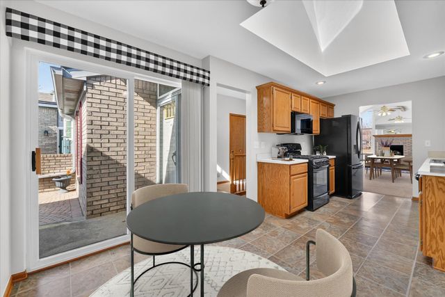 48564 Hudson Bay Court, Shelby Twp, MI 48315