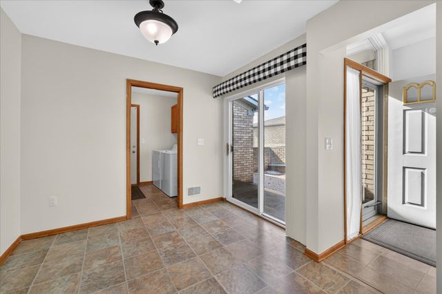 48564 Hudson Bay Court, Shelby Twp, MI 48315