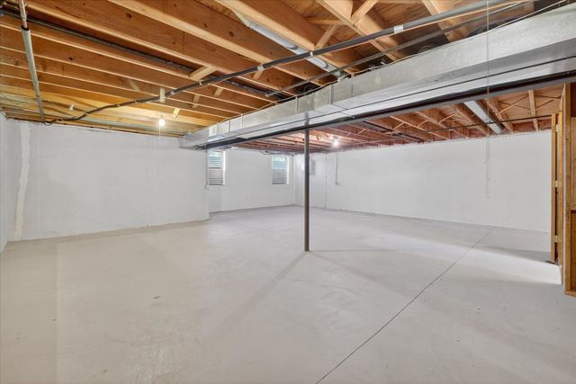 48564 Hudson Bay Court, Shelby Twp, MI 48315