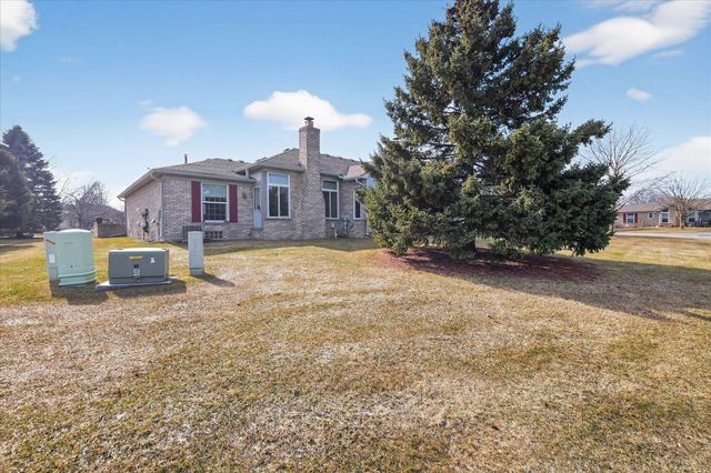 48564 Hudson Bay Court, Shelby Twp, MI 48315