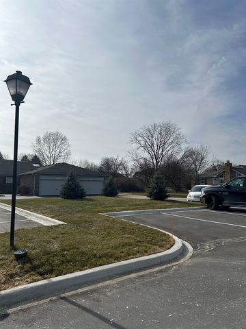 48564 Hudson Bay Court, Shelby Twp, MI 48315