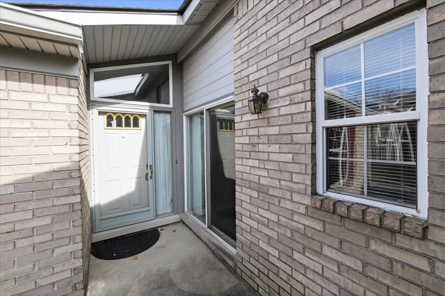 48564 Hudson Bay Court, Shelby Twp, MI 48315