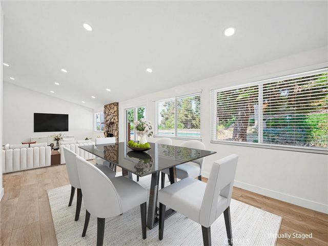 5604 Mason Avenue, Woodland Hills, CA 91367