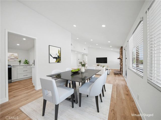 5604 Mason Avenue, Woodland Hills, CA 91367