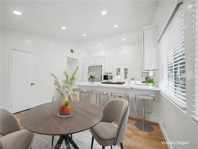 5604 Mason Avenue, Woodland Hills, CA 91367
