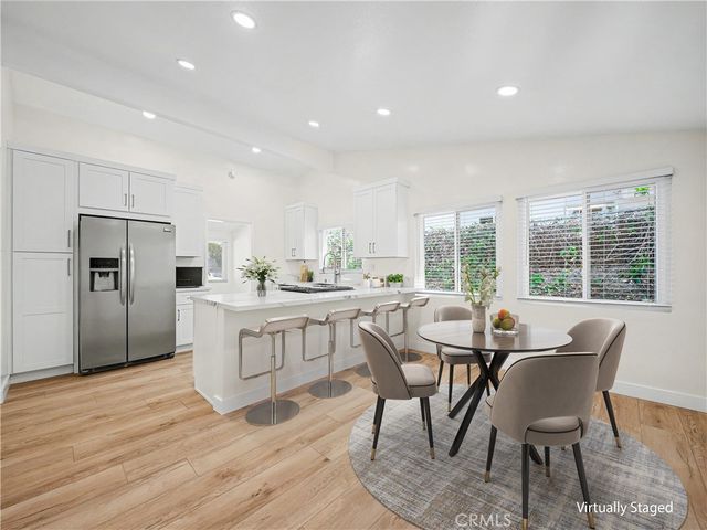 5604 Mason Avenue, Woodland Hills, CA 91367