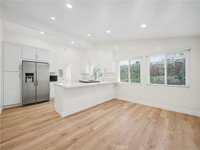 5604 Mason Avenue, Woodland Hills, CA 91367