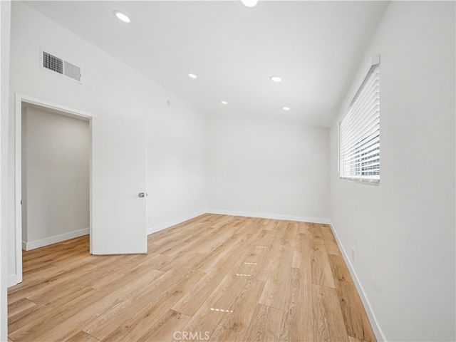 5604 Mason Avenue, Woodland Hills, CA 91367