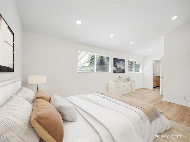 5604 Mason Avenue, Woodland Hills, CA 91367