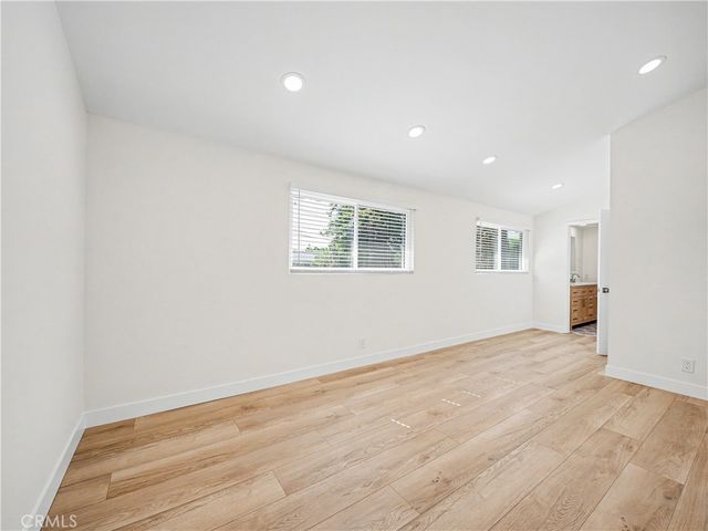 5604 Mason Avenue, Woodland Hills, CA 91367