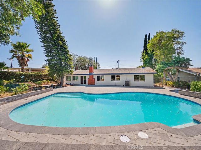 5604 Mason Avenue, Woodland Hills, CA 91367