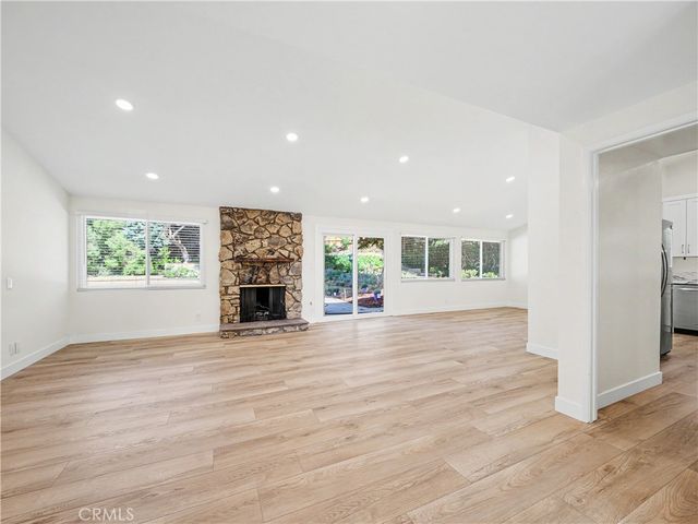 5604 Mason Avenue, Woodland Hills, CA 91367