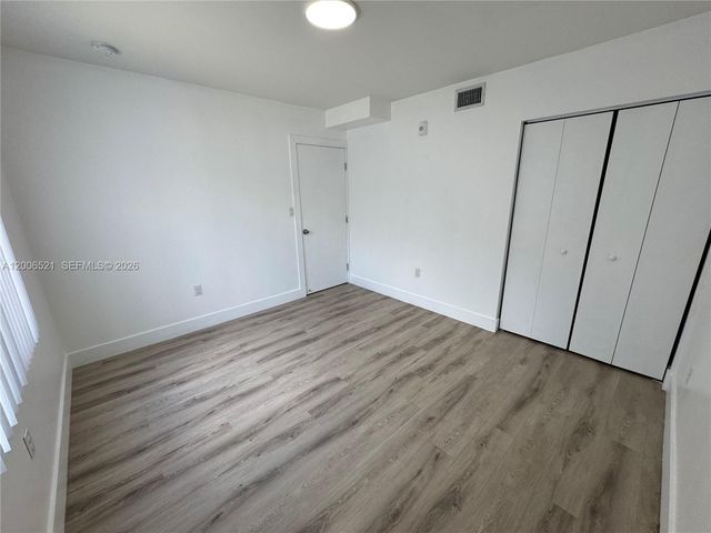 1971 NW 2nd Ct 4, Miami, FL 33136