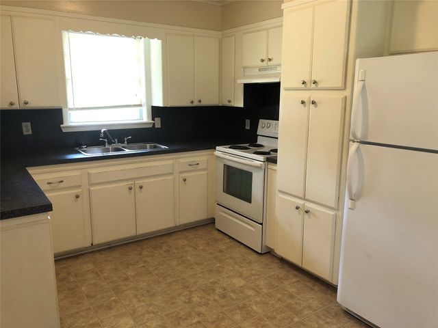 2722 Bolch Street, Shreveport, LA 71104