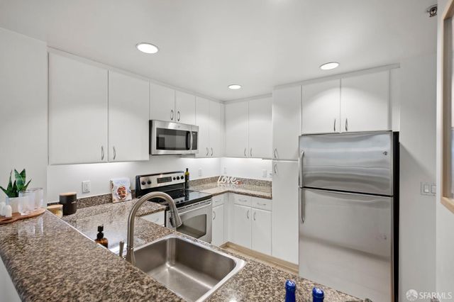 250 King Street 502, San Francisco, CA 94107