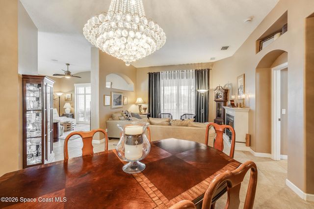 426 Gardendale Circle SE, Palm Bay, FL 32909