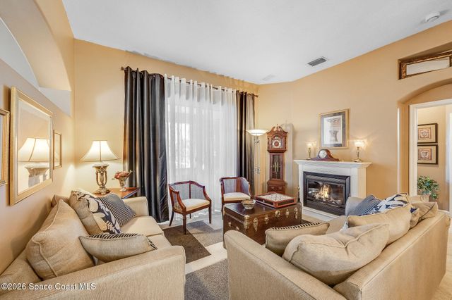 426 Gardendale Circle SE, Palm Bay, FL 32909