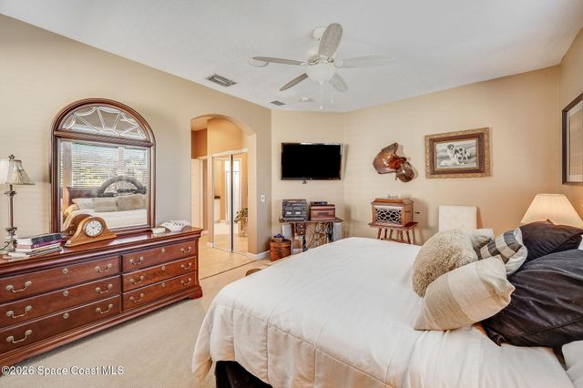 426 Gardendale Circle SE, Palm Bay, FL 32909